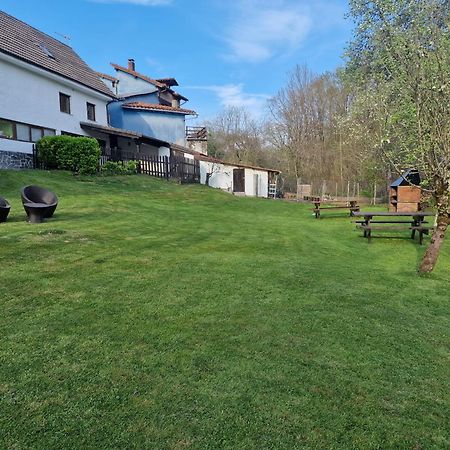 Alojamiento Con Jardin Y Barbacoa Onís Exterior foto