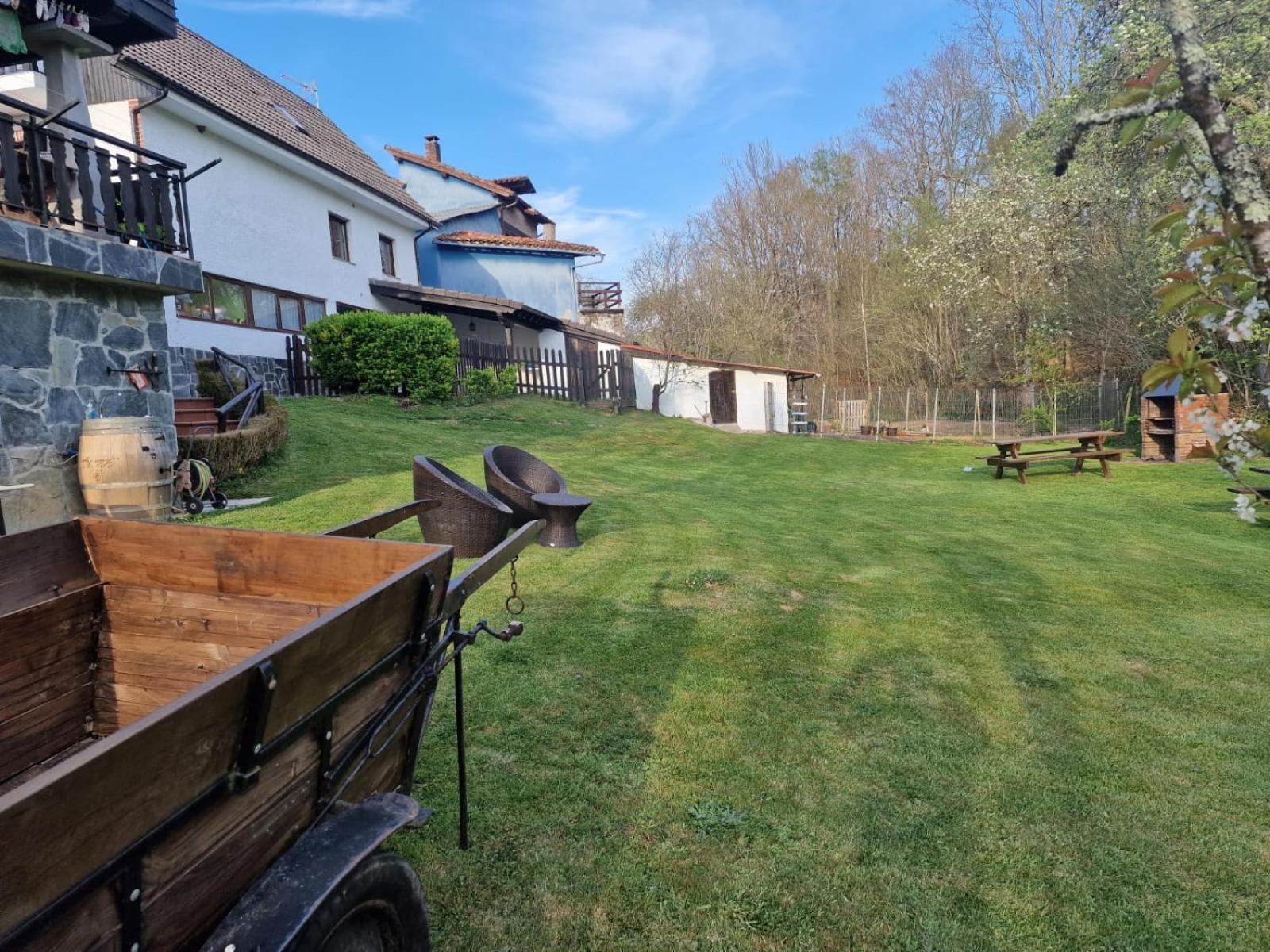Alojamiento Con Jardin Y Barbacoa Onís Exterior foto